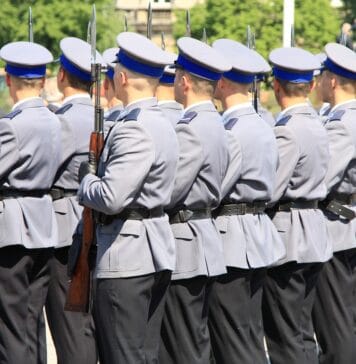 Kursy i szkolenia dla ochroniarzy: które warto ukończyć?